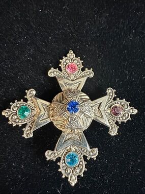 295- Vtge. Maltese Cross Brooch – Gold  with Multicolor Rhinestones Mid Century”